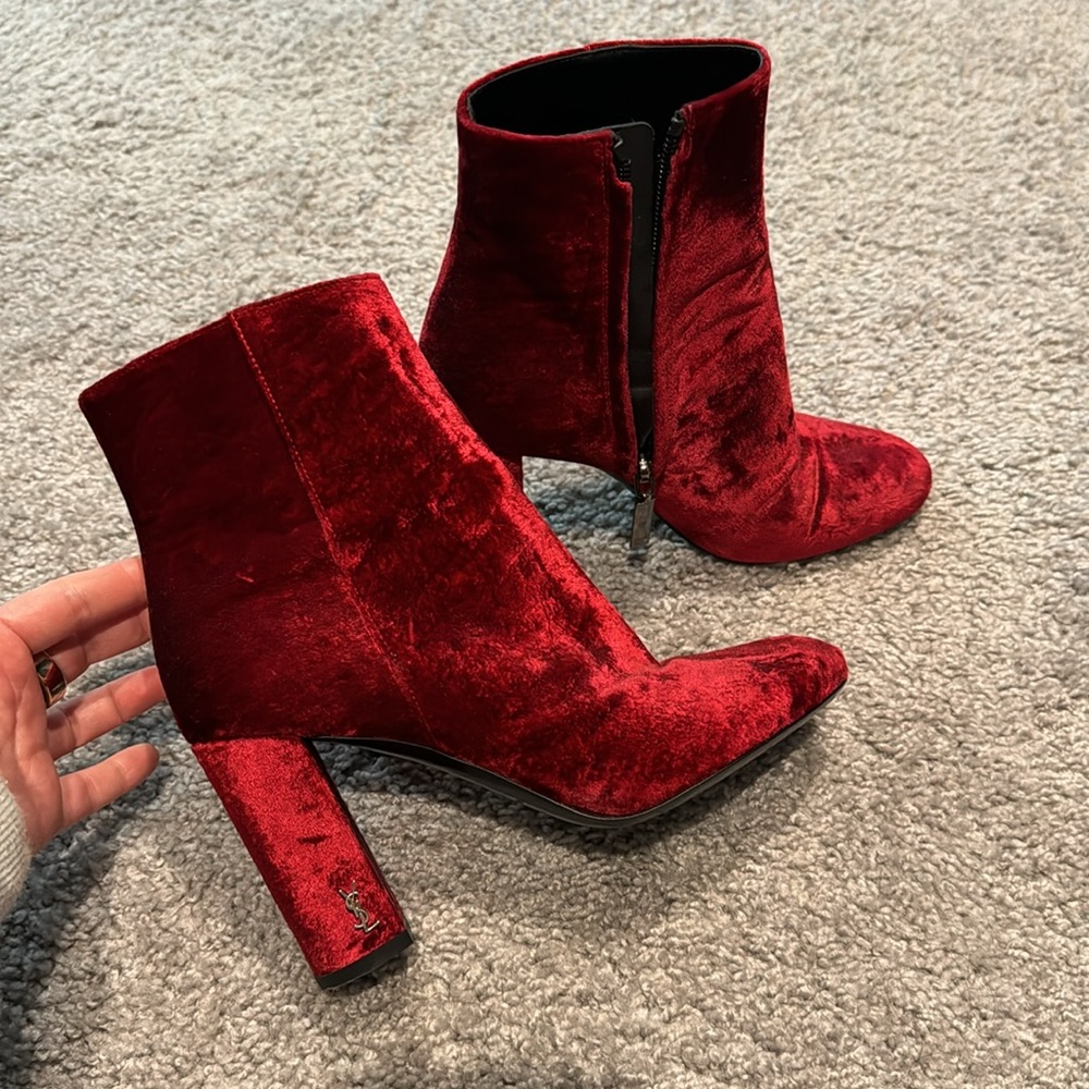 Saint Laurent Bootie